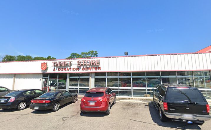 Pictures of Retail, Office property located at 2009 S Bend Ave, South Bend, IN 46637 for lease - image #1