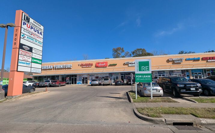 Pictures of Retail property located at 7909 Hillcroft Ave, Houston, TX 77081 for lease - image #1