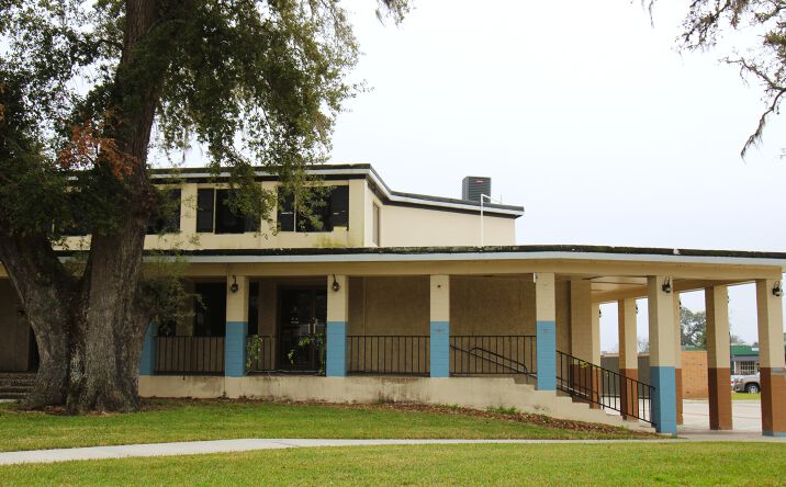 Pictures of Retail, Restaurant property located at 3 Circle Way St, Lake Jackson, TX 77566 for lease - image #1