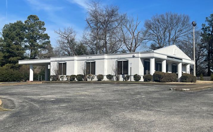 Pictures of Office, Special Purpose property located at 3074 Covington Pike, Memphis, TN 38128 for lease - image #1