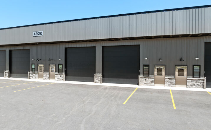 Pictures of Retail, Industrial property located at W4912 Highline Rd, Kaukauna, WI 54130 for lease - image #1