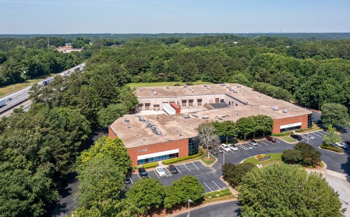 Pictures of Industrial property located at 5255 Snapfinger Park Dr, Decatur, GA 30035 for lease - image #1