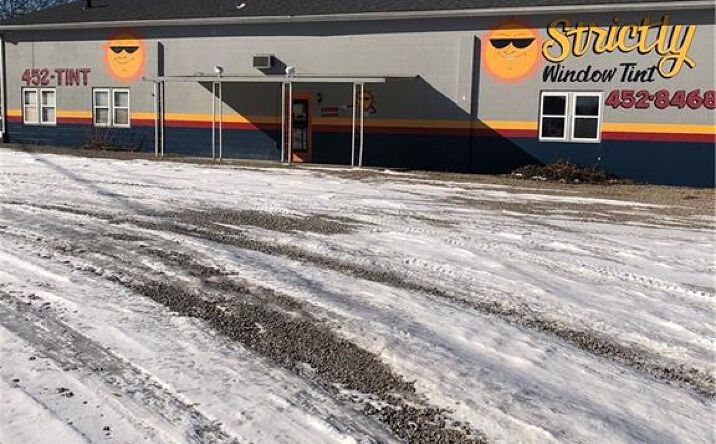 Pictures of Retail property located at 3545 Olde Falls Rd, Zanesville, OH 43701 for lease - image #1