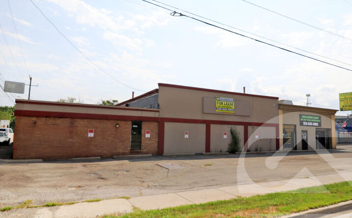 Pictures of Industrial property located at 15580 Telegraph Rd, Redford, MI 48239 for lease - image #1