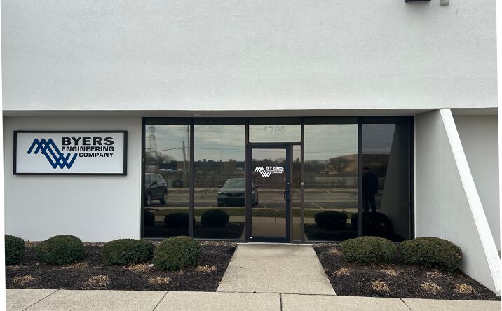 Pictures of Office property located at 1785 O Brien Rd, Columbus, OH 43228 for lease - image #1