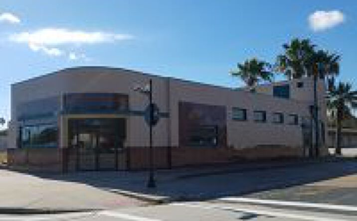 Pictures of Retail, Restaurant property located at 221 6th St N, Texas City, TX 77590 for lease - image #1