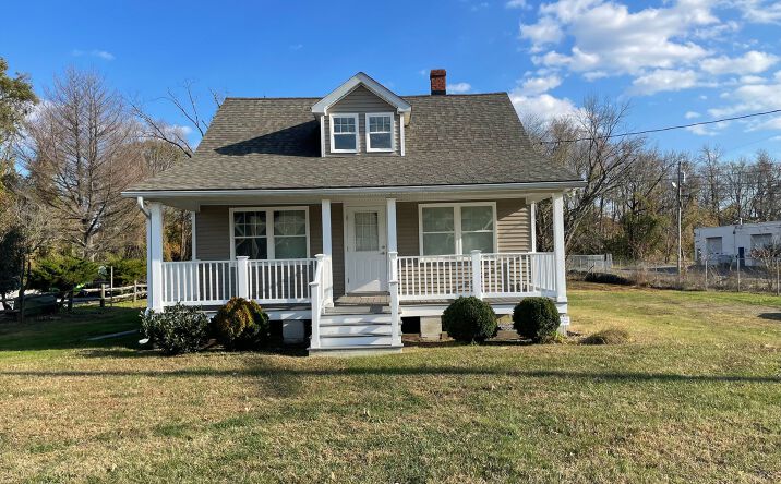 Pictures of Office property located at 3167 Solomons Island Rd, Edgewater, MD 21037 for lease - image #1