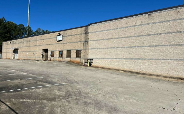 Pictures of Industrial property located at 3070 Lumby Dr, Decatur, GA 30034 for lease - image #1