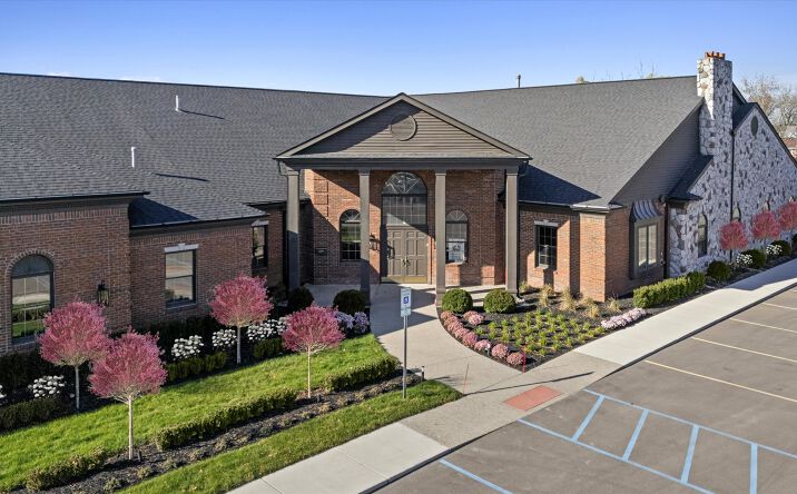 Pictures of Office property located at 2167 15 Mile Rd, Sterling Heights, MI 48310 for lease - image #1