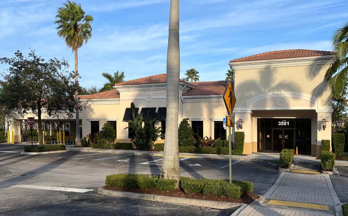 Pictures of Retail property located at 3501 Kyoto Gardens Dr, Palm Beach Gardens, FL 33410 for lease - image #1
