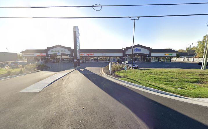 Pictures of Retail property located at 7930 S Emerson Ave, Indianapolis, IN 46237 for lease - image #1