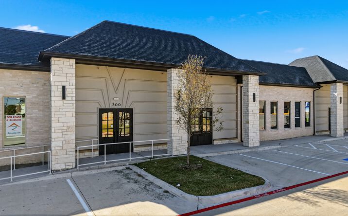 Pictures of Retail property located at 5121 S Custer Rd, McKinney, TX 75070 for lease - image #1