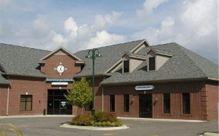 Pictures of Retail, Office, Industrial property located at 672 N Milford Rd, Highland, MI 48357 for lease - image #1