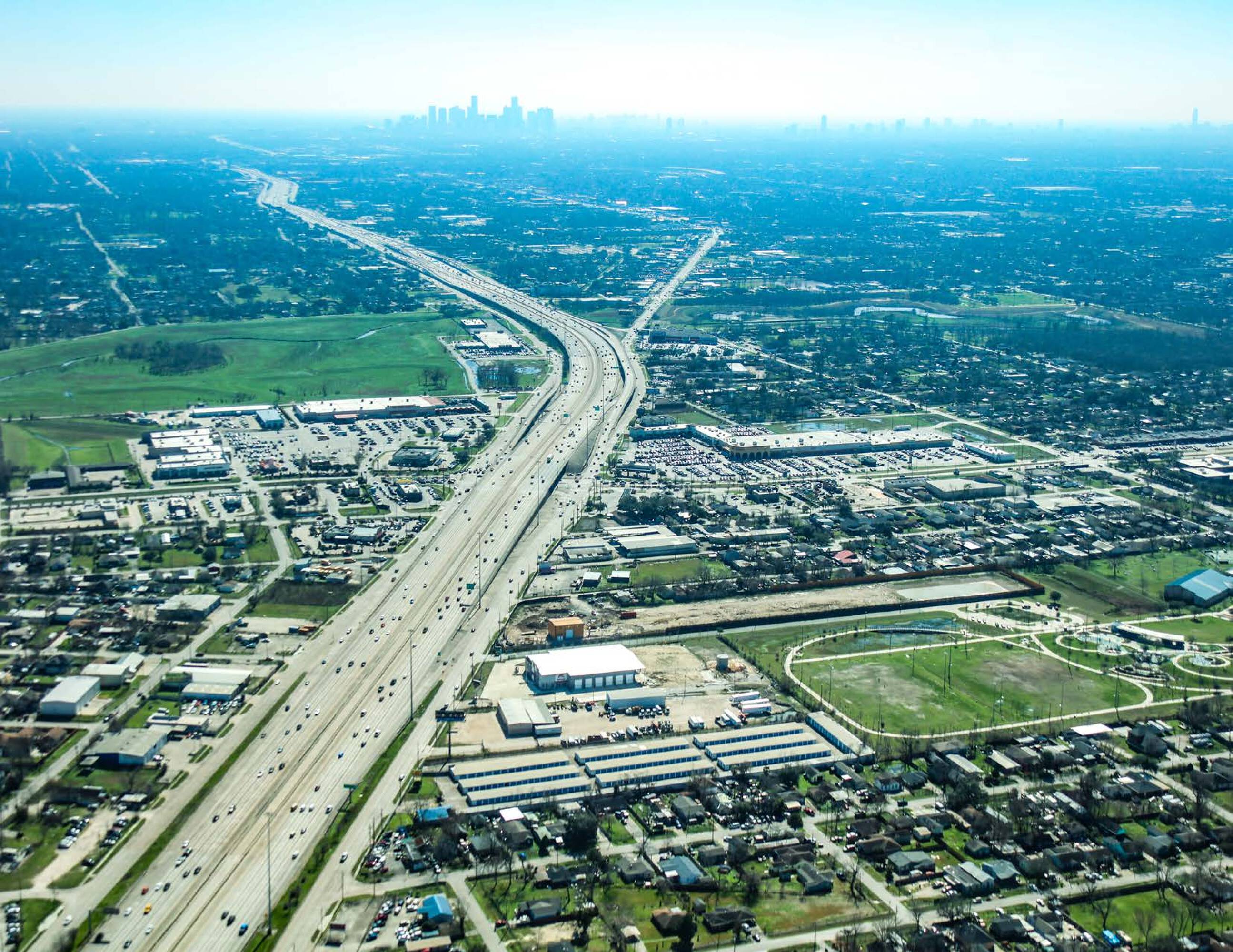 10917 Eastex Fwy