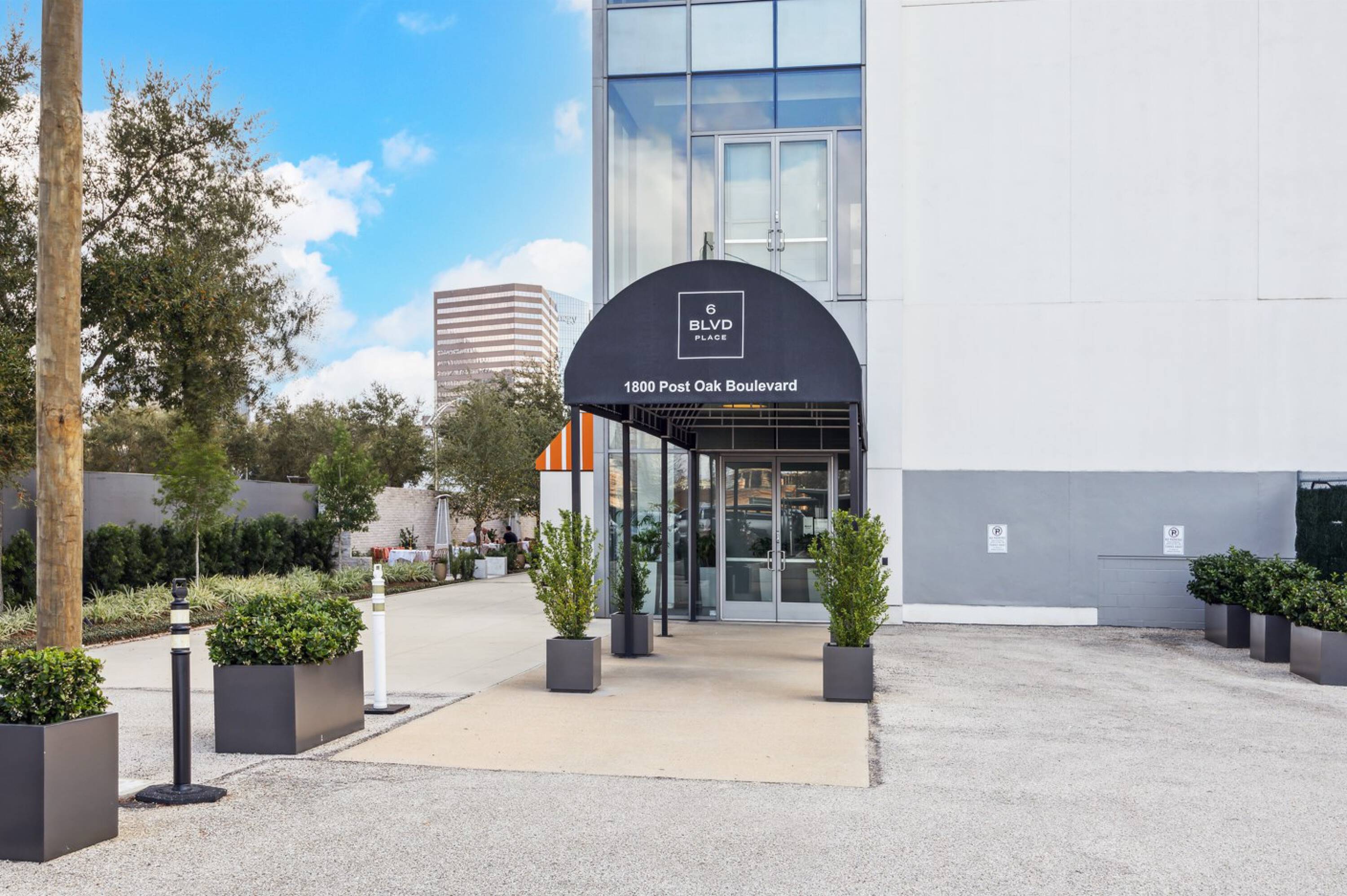 Office Space Available Fully Furnished