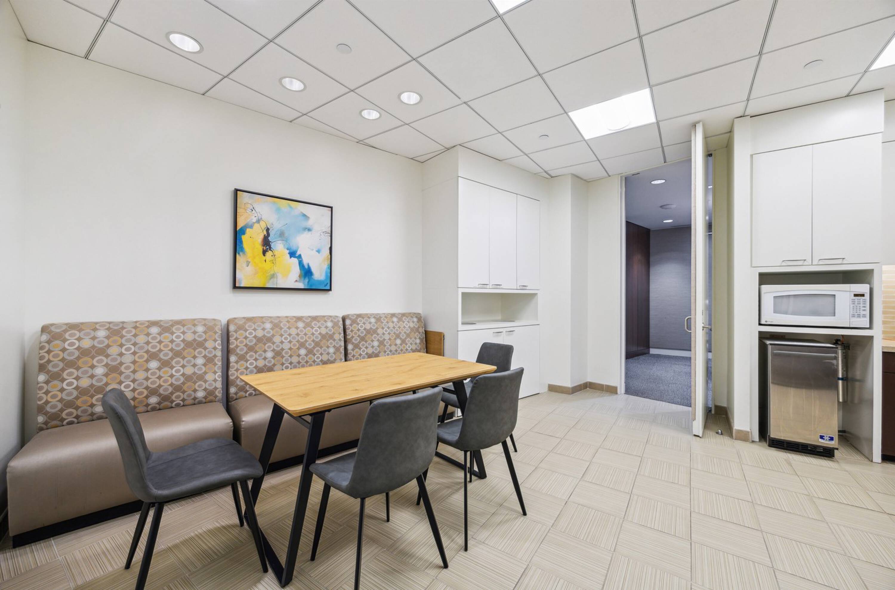 Office Space Available Fully Furnished