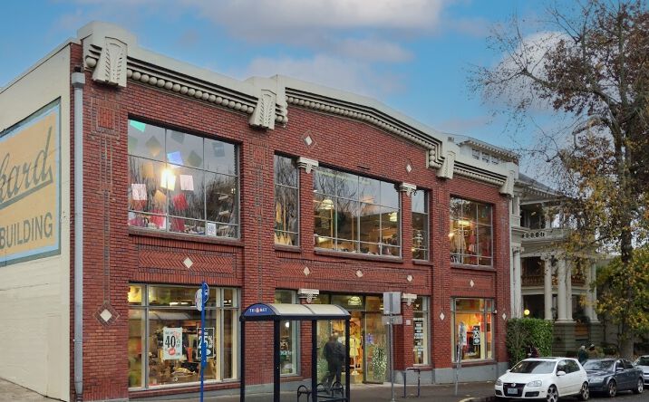 Pictures of Retail property located at 121 NW 23rd Ave, Portland, OR 97210 for lease - image #1