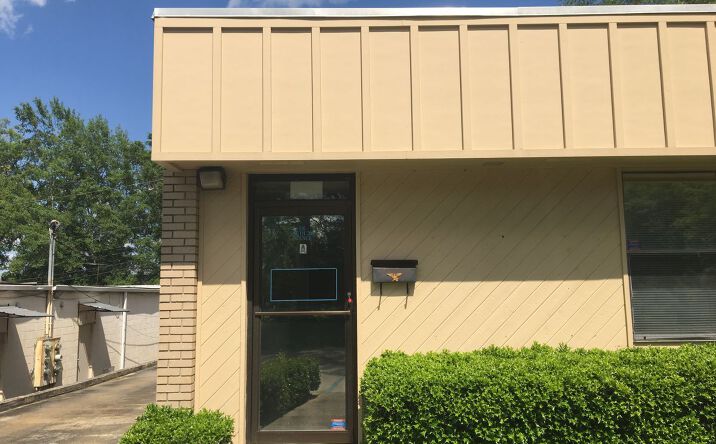 Pictures of Office property located at 100 S 20th Ave, Hattiesburg, MS 39401 for sales - image #1