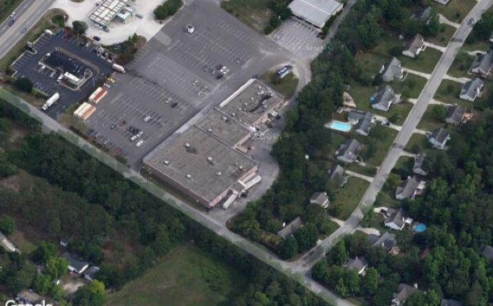 Pictures of Retail property located at 7316 Market St, Wilmington, NC 28411 for lease - image #1