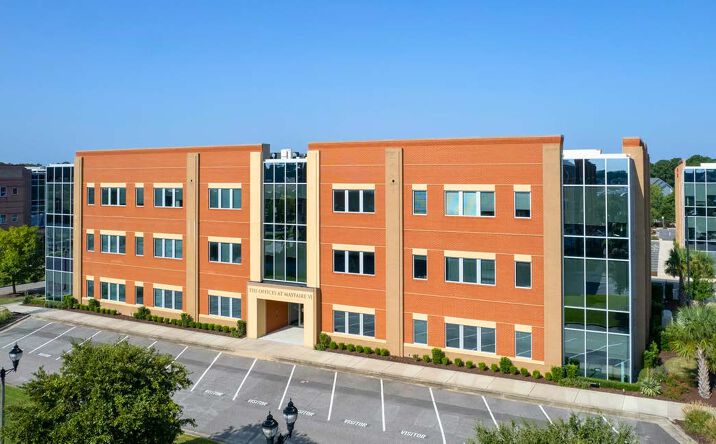 Pictures of Office property located at 6751 Parker Farm Dr, Wilmington, NC 28405 for lease - image #1