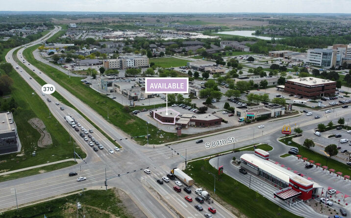 Pictures of Retail, Office property located at 1401 S Washington St, Papillion, NE 68046 for lease - image #1