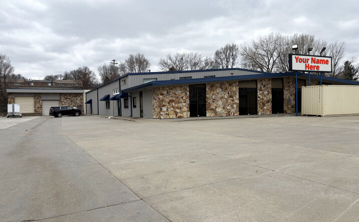 Pictures of Industrial property located at 8425 Madison St, Omaha, NE 68127 for sales - image #1