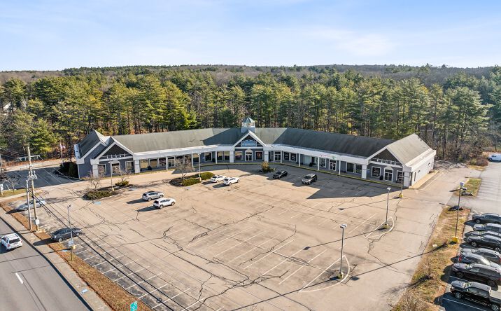 Pictures of Retail property located at 360 US-1, Kittery, ME 03904 for lease - image #1