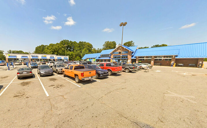Pictures of Retail, Restaurant property located at 169 Railroad Ave, Rutherfordton, NC 28139 for lease - image #1