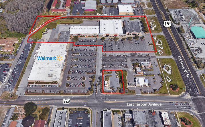 Pictures of Retail property located at 41232 US Hwy 19 N, Tarpon Springs, FL 34689 for lease - image #1