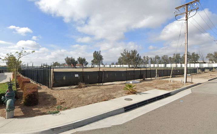 Pictures of Land property located at 11176 Live Oak Ave, Fontana, CA 92337 for lease - image #1