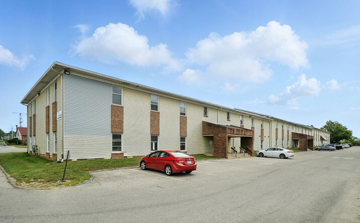 Pictures of Office property located at 2236 S Hamilton Road, Columbus, OH 43232 for lease - image #1