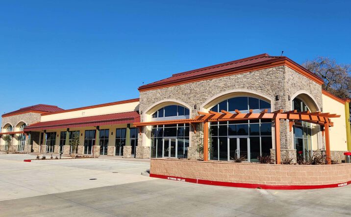 Pictures of Retail property located at 611 Leisure Town Rd, Vacaville, CA 95687 for lease - image #1