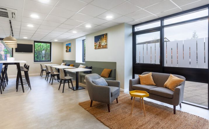 Pictures of Office property located at 4701 Sangamore Rd, Bethesda, MD 20816 for sales - image #1