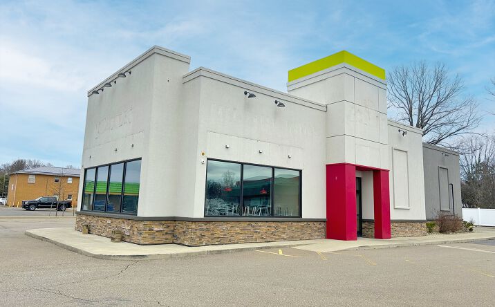 Pictures of Retail property located at 2600 Maple Ave, Zanesville, OH 43701 for lease - image #1