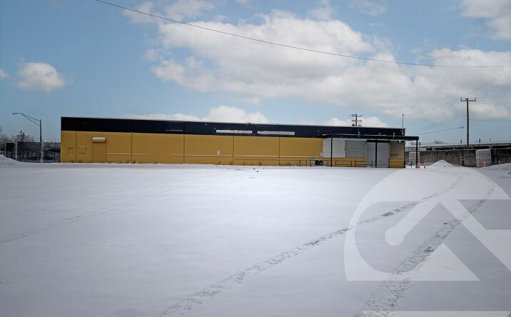 Pictures of Retail property located at 10220 Gratiot Ave, Detroit, MI 48213 for lease - image #1
