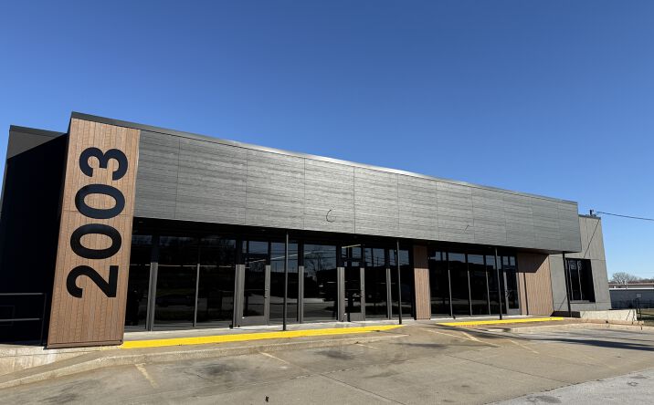 Pictures of Retail property located at 2003 E Kearney St, Springfield, MO 65803 for lease - image #1