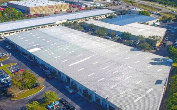 Pictures of Industrial property located at 3541 Dr Martin Luther King Jr Blvd # 13, Riviera Beach, FL 33404 for lease - image #1