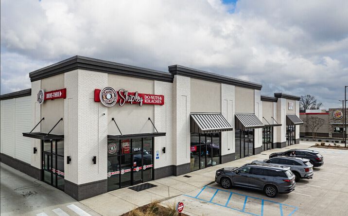 Pictures of Retail, Restaurant property located at 1010 N Memorial Pkwy, Huntsville, AL 35801 for lease - image #1