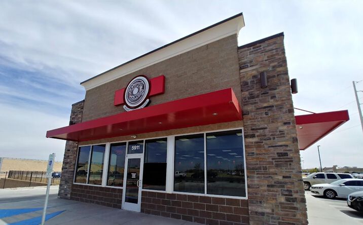 Pictures of Restaurant property located at 5911 19th St, Lubbock, TX 79407 for lease - image #1