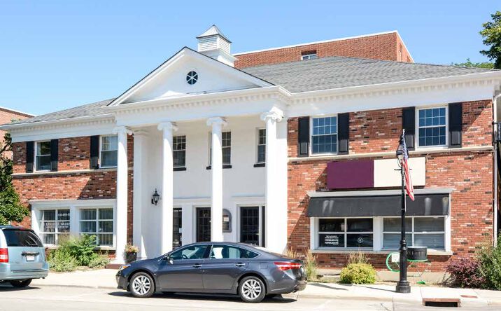 Pictures of Office property located at 550 Pennsylvania Ave, Glen Ellyn, IL 60137 for lease - image #1