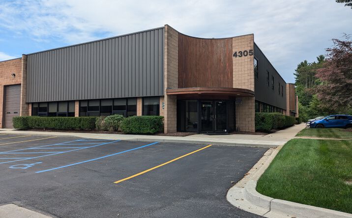 Pictures of Office, Industrial property located at 4305 Pineview Dr, Commerce Township, MI 48390 for lease - image #1