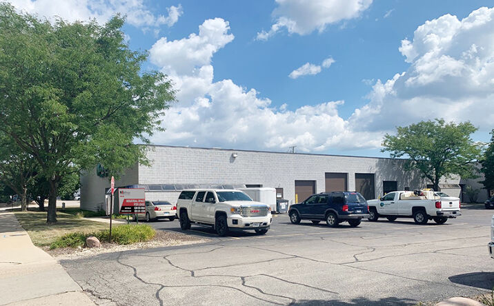 Pictures of Industrial property located at 3749 25th Ave, Schiller Park, IL 60176 for lease - image #1