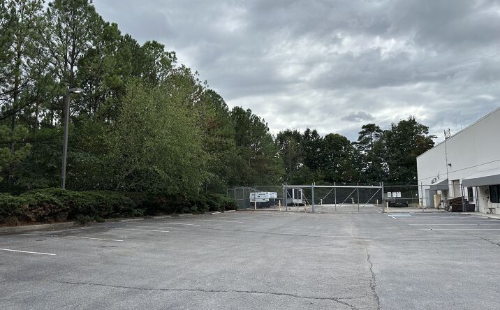 Pictures of Office, Industrial, Special Purpose property located at 3575 Workman Rd, Knoxville, TN 37921 for lease - image #1