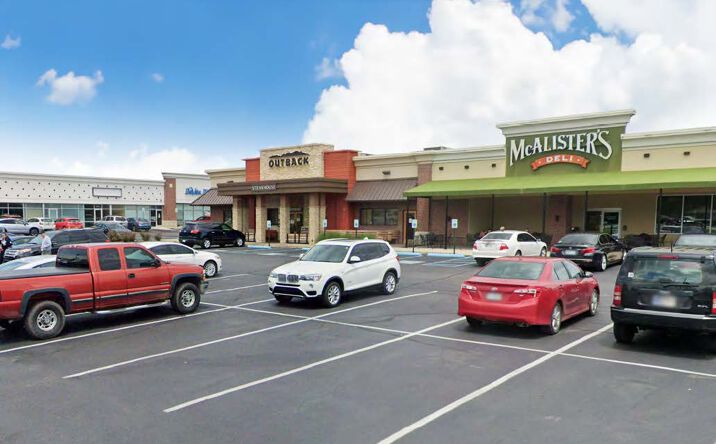 Pictures of Retail property located at 9210 Rockville Rd, Indianapolis, IN 46234 for lease - image #1