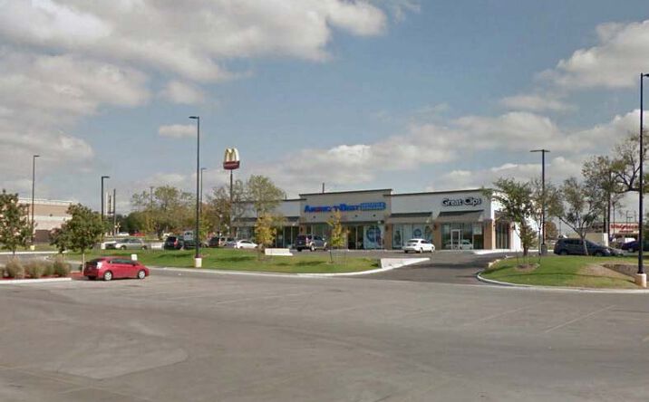 Pictures of Retail property located at 5007 Parkcrest Dr, Windcrest, TX 78218 for lease - image #1