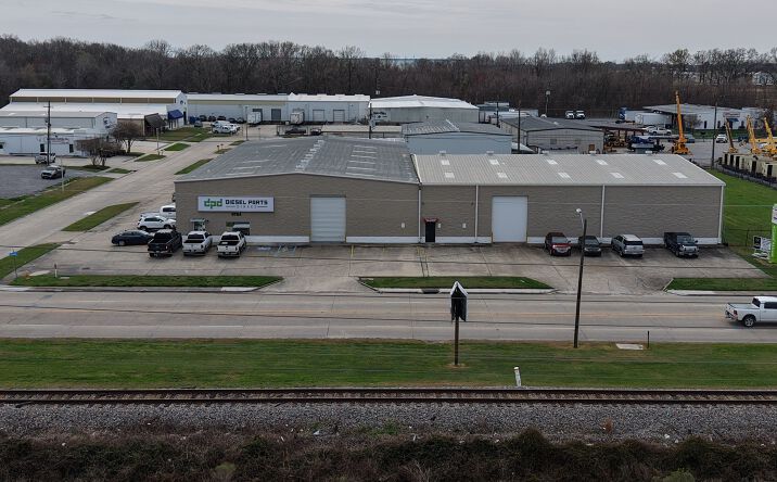 Pictures of Industrial property located at 8784 S Choctaw Dr, Baton Rouge, LA 70815 for lease - image #1