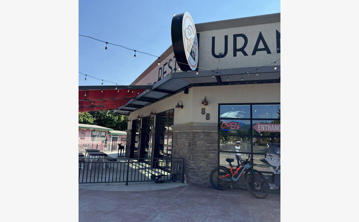 Pictures of Retail, Restaurant property located at 88 S Bear Lake Blvd, Garden City, UT 84028 for lease - image #1