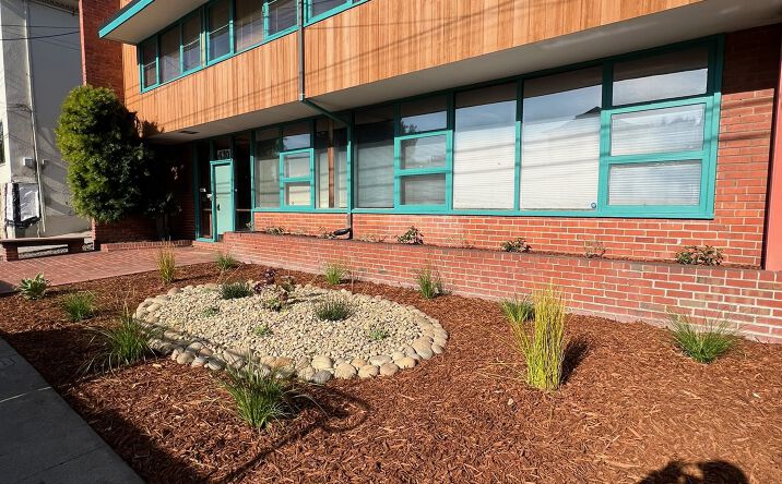 Pictures of Office property located at 430 40th St, Oakland, CA 94609 for lease - image #1