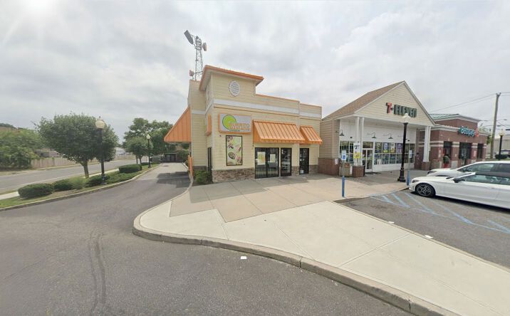 Pictures of Retail property located at 272 E Main St, Patchogue, NY 11772 for sales - image #1