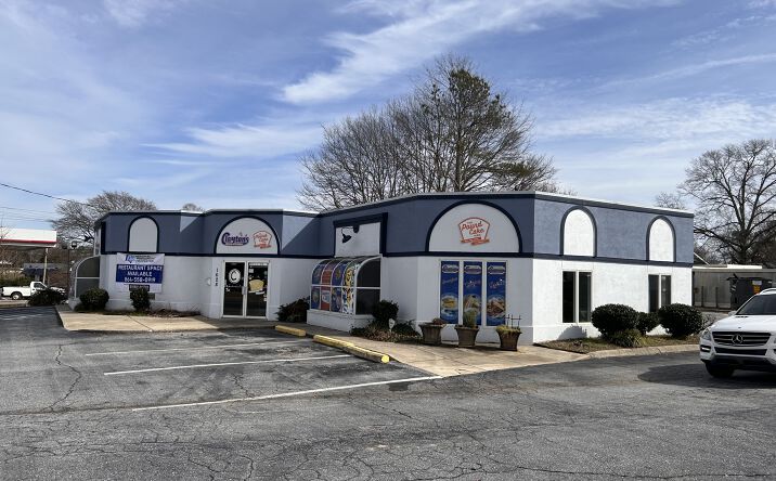 Pictures of Retail, Restaurant property located at 1628 E North St, Greenville, SC 29607 for lease - image #1